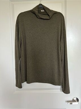 Aritzia Wilfred Free Olive Green Mock Neck Sweater